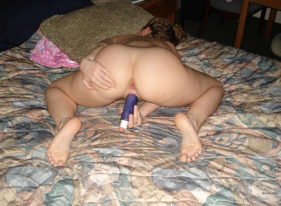 Girl Masturbates with Vibrators: Explicit Solo Amateur Porn Photo