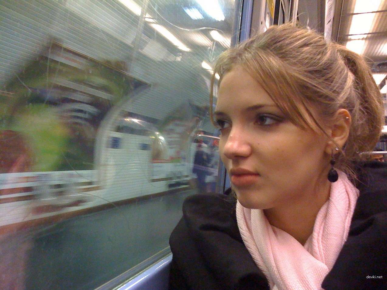 French Student Amateur Porn: Hot Sex Photos with Naughty Coed