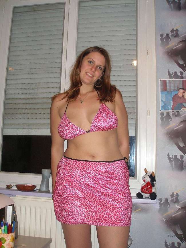 Hot Wife Amateur Porn Pics - Explicit Homemade Photos of Sexy Wife