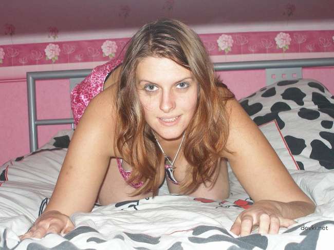 Hot Wife Amateur Porn Pics - Explicit Homemade Photos of Sexy Wife