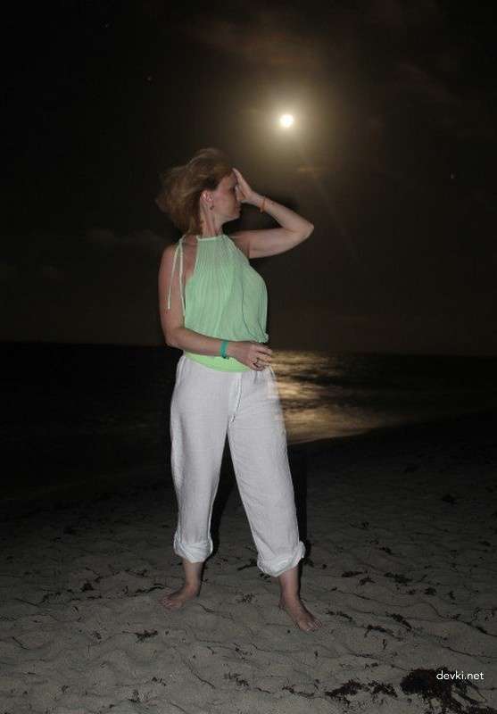 Wild Amateur Vacation Sex Pics: Hot XXX Getaway Action