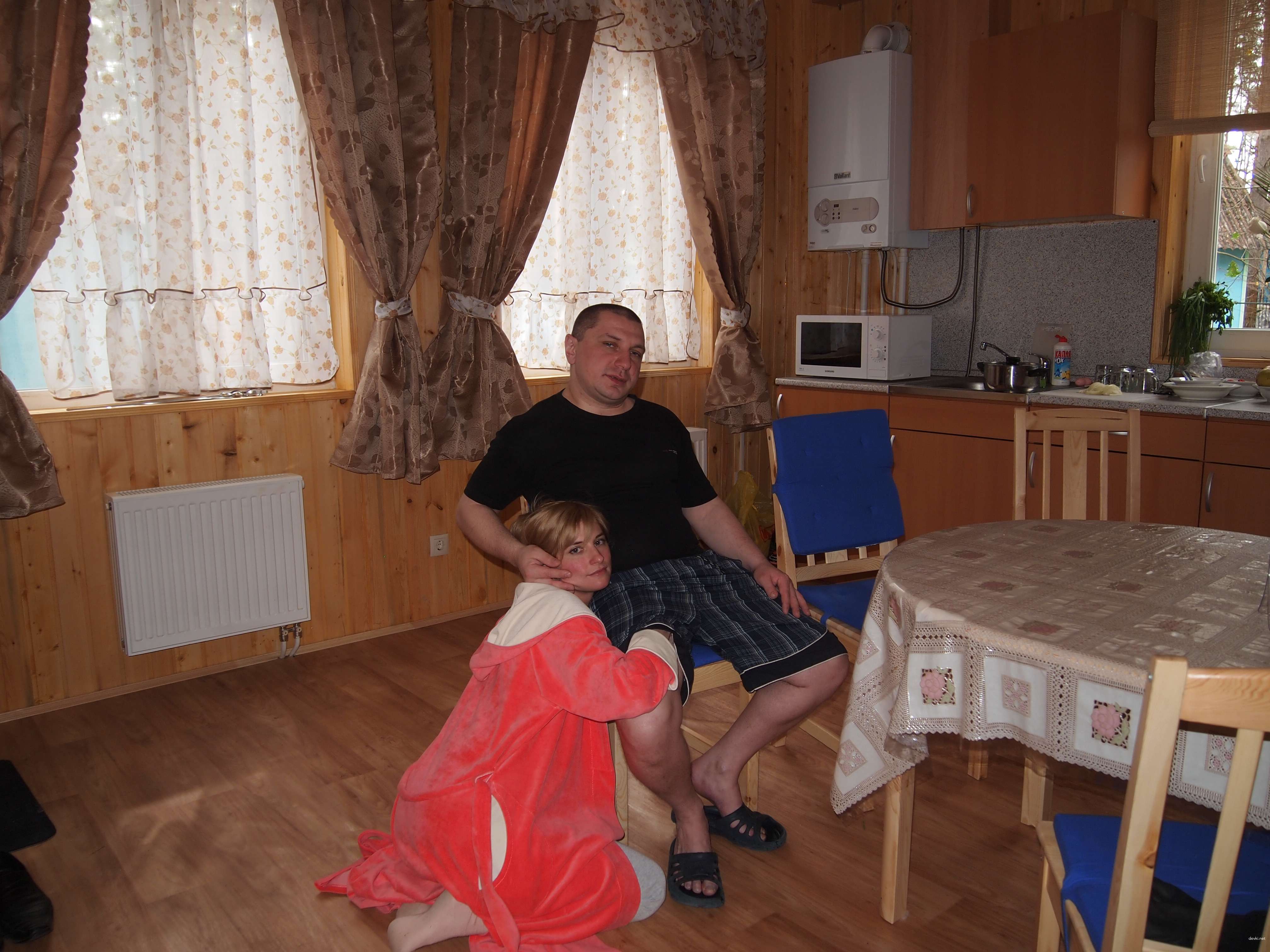 Hardcore Amateur Wife Sharing Sex with Friend - Explicit Amateur Porn Photo