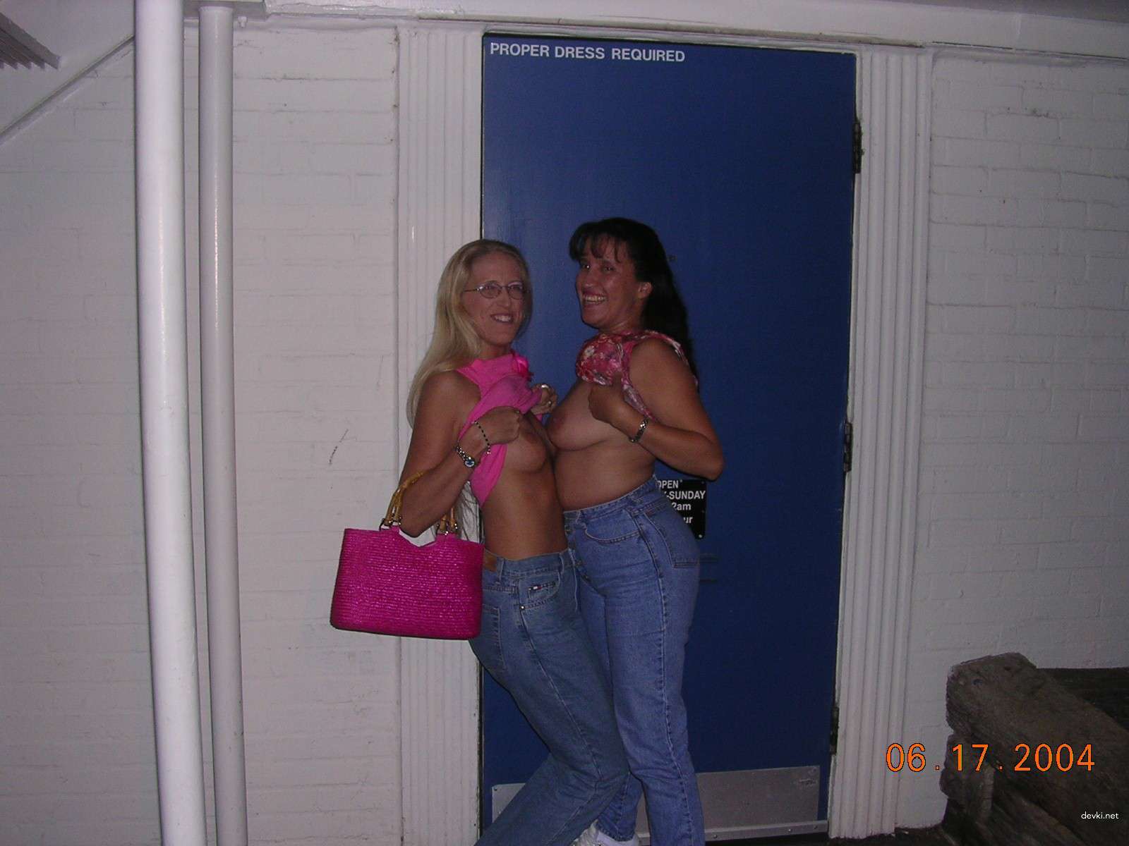 Hot Family Couple Amateur Porn Adventure - Explicit XXX Photos