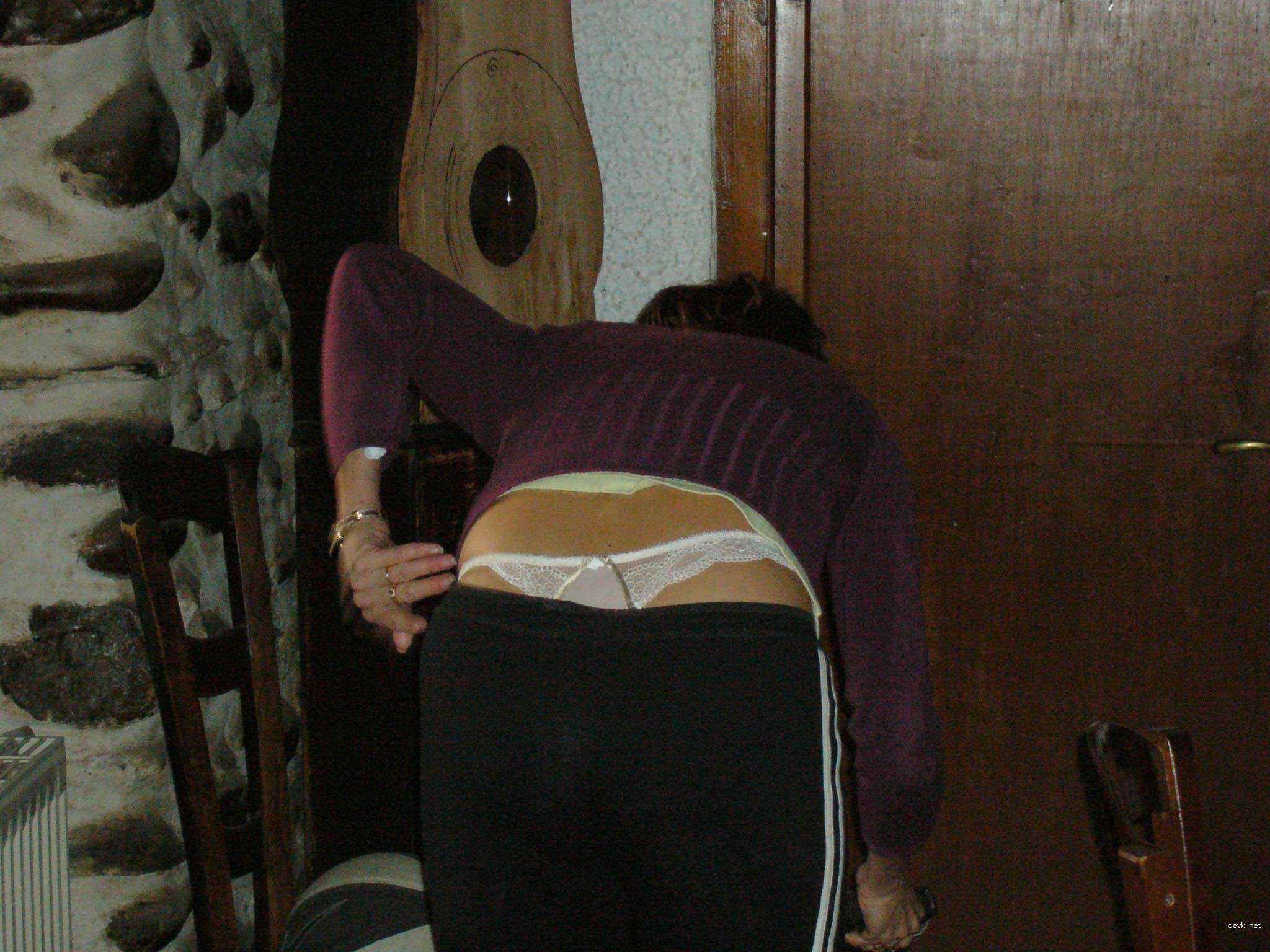 Lusty Mature Woman Amateur Porn Pics - Hot MILF in Action