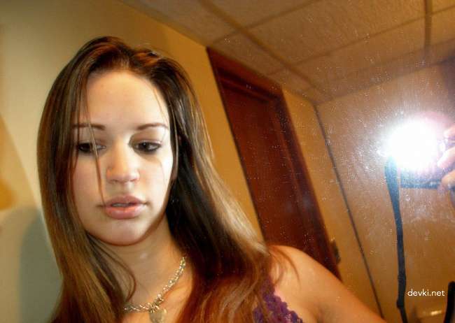 Explicit Selfie Photo: Amateur Russian Girl's Personal Nude Selfie.