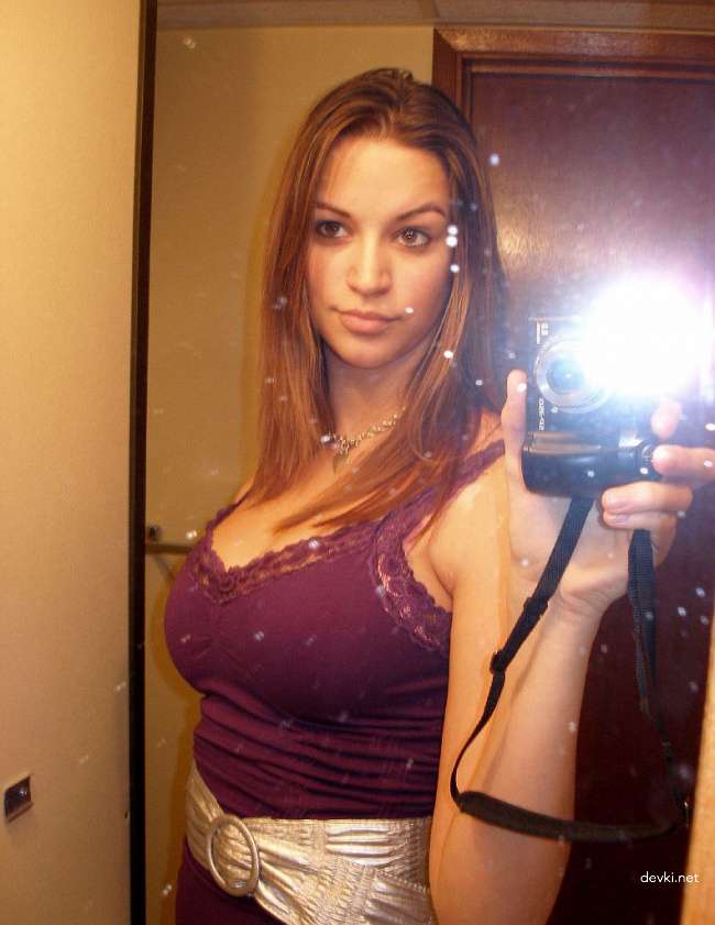 Explicit Selfie Photo: Amateur Russian Girl's Personal Nude Selfie.