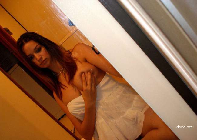 Explicit Selfie Photo: Amateur Russian Girl's Personal Nude Selfie.