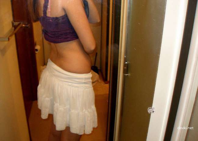 Explicit Selfie Photo: Amateur Russian Girl's Personal Nude Selfie.