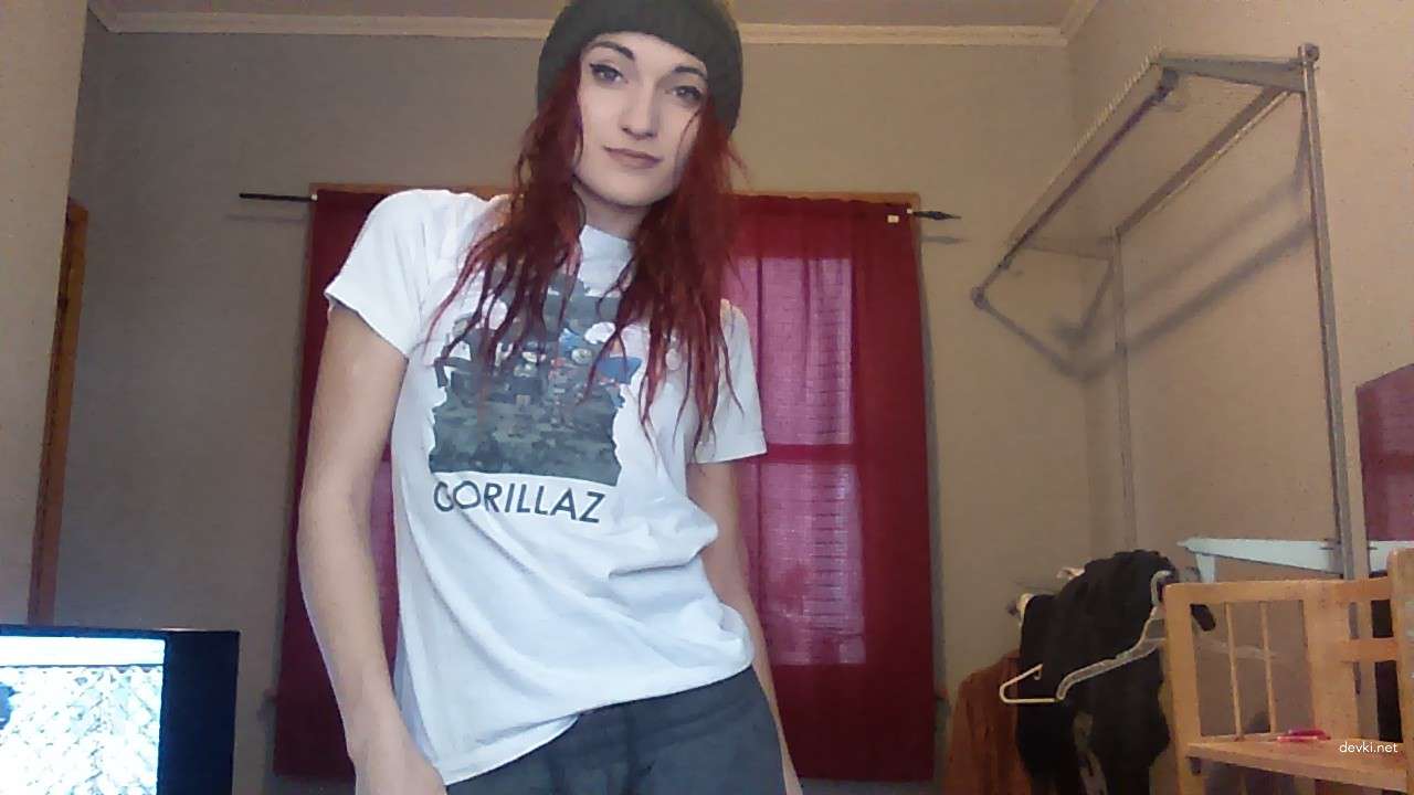 Stunning Redhead Girl Amateur Porn Pics - Explicit and Unfiltered