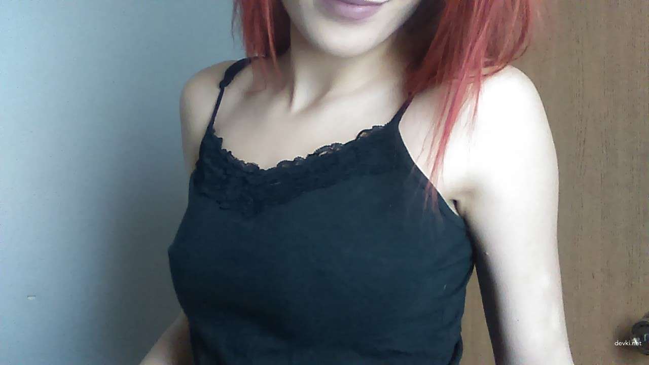 Stunning Redhead Girl Amateur Porn Pics - Explicit and Unfiltered