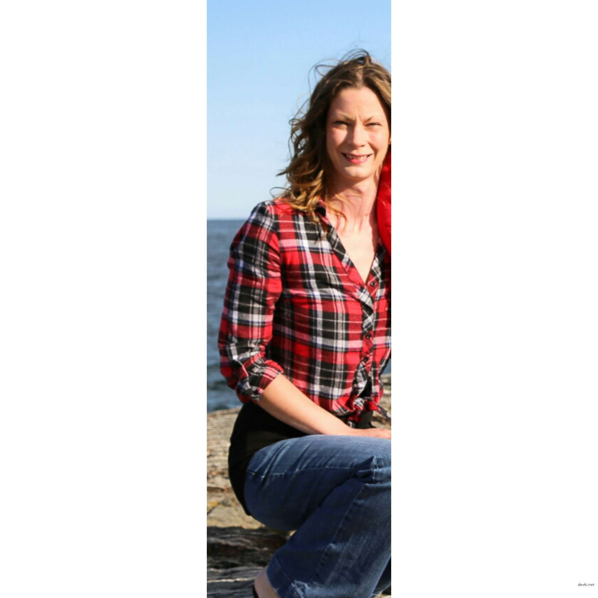 Hot Brunette in Glasses Amateur Porn Pics - Explicit XXX Photos