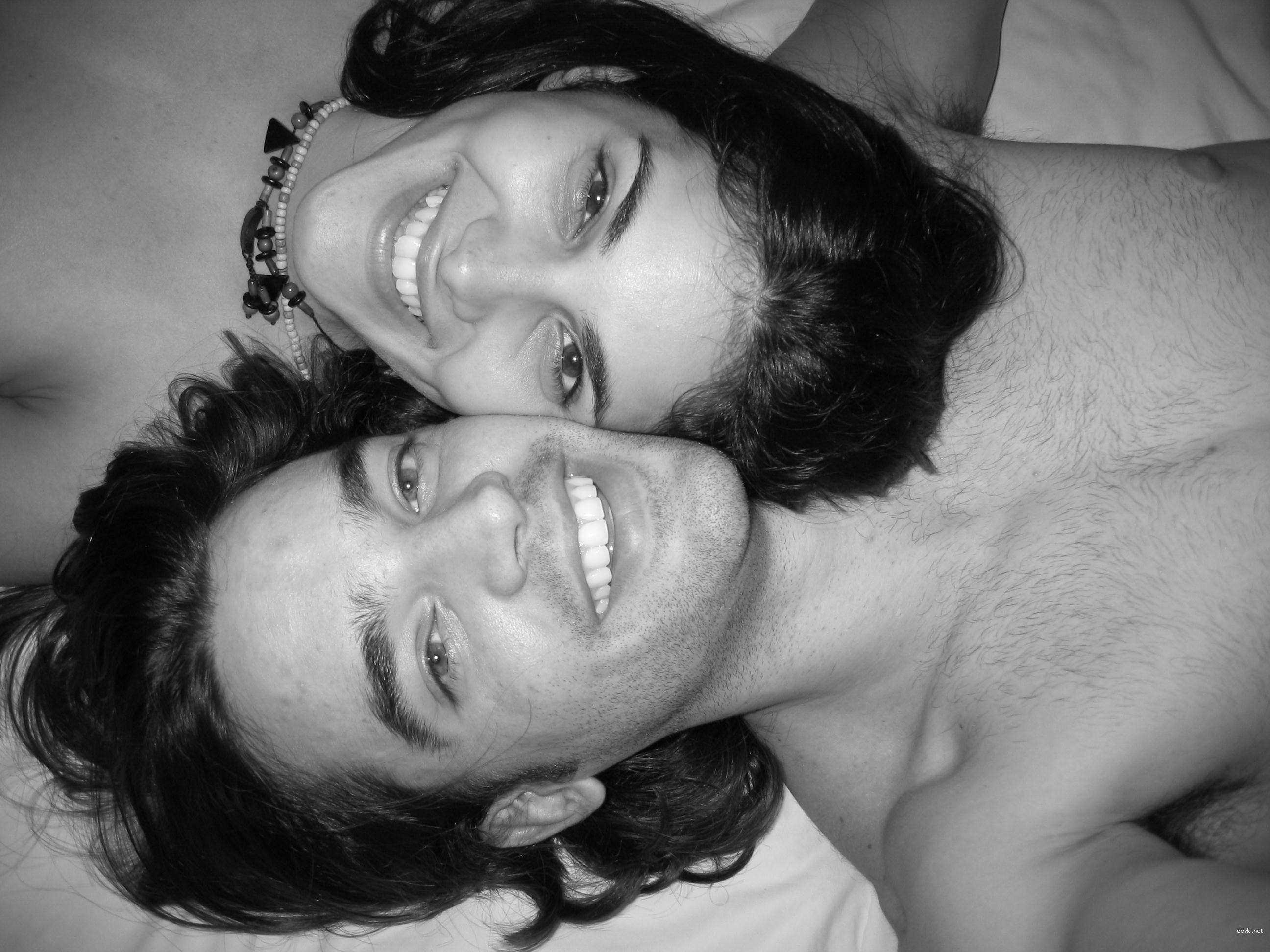 Stunning Brunette with Perfect Body in Amateur Porn Photo Shoot