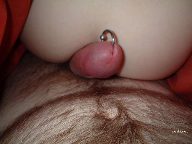 Tiny Tits Slut in Amateur Porn Photo Shoot