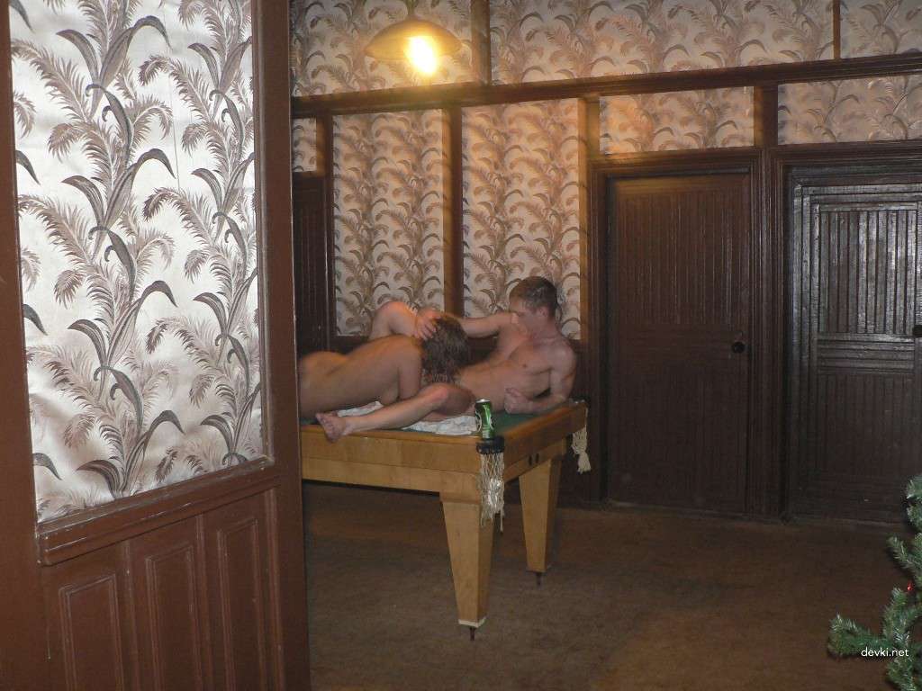 Guy Fucks Sluts in Sauna - Hardcore Amateur Porn