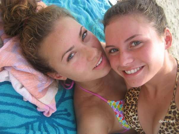 Beach Babes Collection: Hot Amateur Girls Exposed