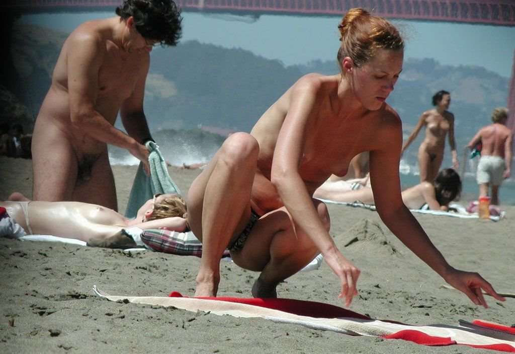 Beach Babes Collection: Hot Amateur Girls Exposed