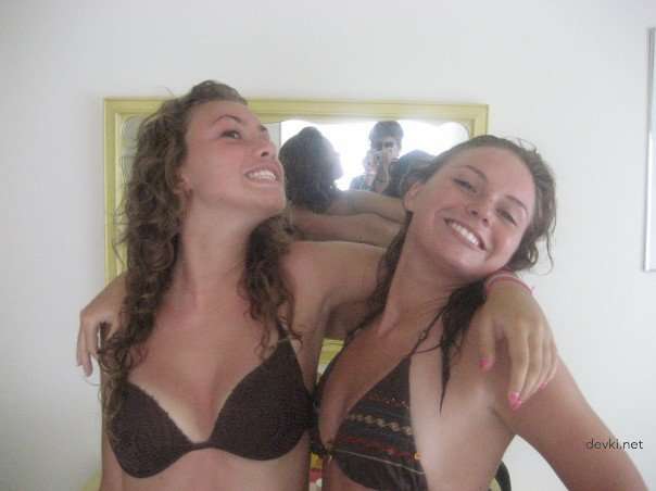 Beach Babes Collection: Hot Amateur Girls Exposed