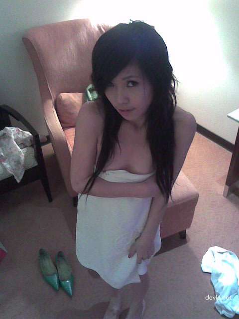 Explicit Asian Amateur Porn Collection: Naked Asian Girls Compilation