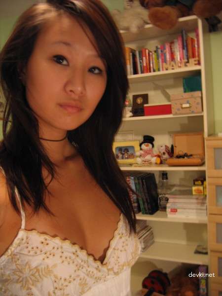 Explicit Asian Amateur Porn Collection: Naked Asian Girls Compilation