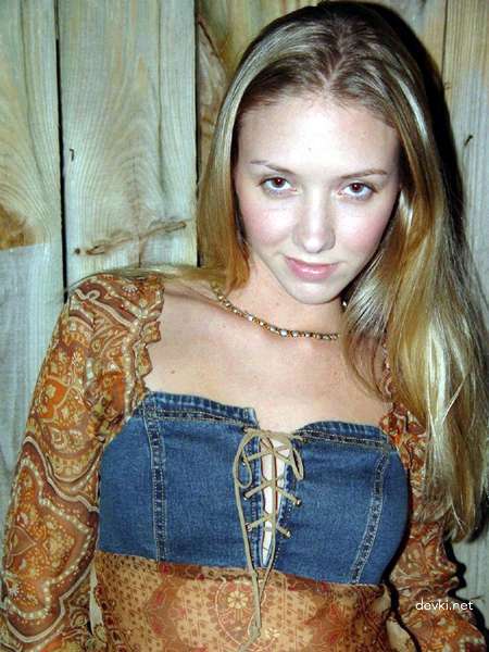 Private Nude Girls Amateur Porn Photos - Explicit Naked Women Pics