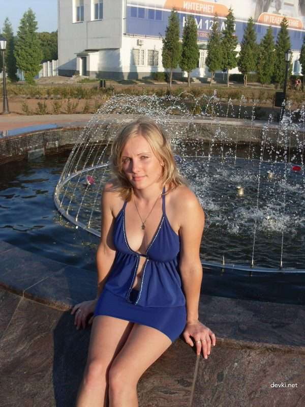 Hot Amateur Girlfriend Fuck Photos - Explicit Sex Pics with Friend