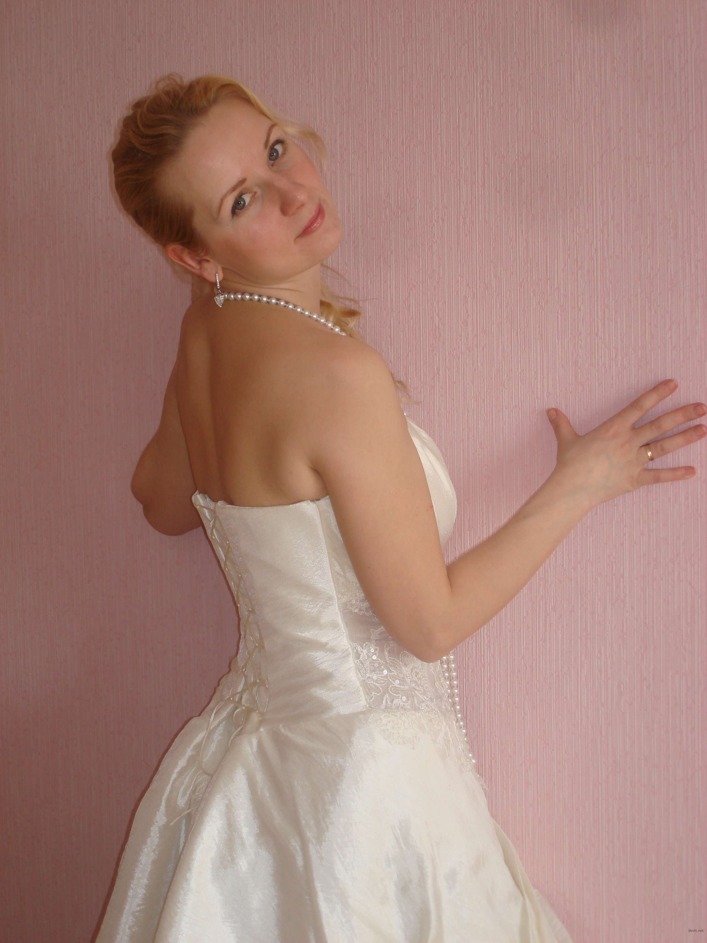 Amateur Young Wife Homemade Photos: Explicit and Bold