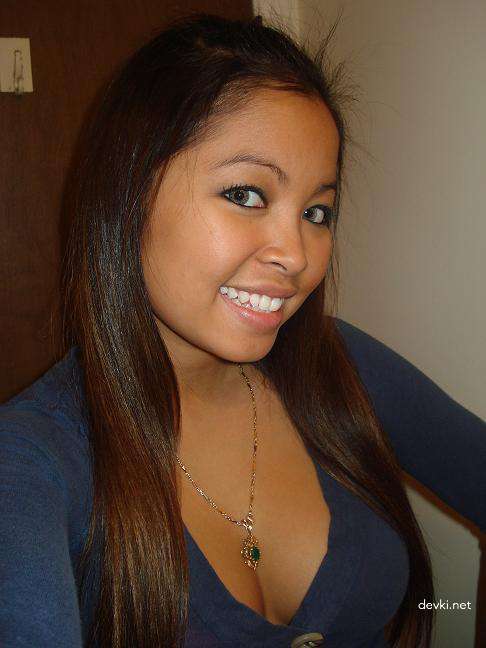 Explicit Amateur Brunettes Nude in Private Photos - Hot XXX Content!