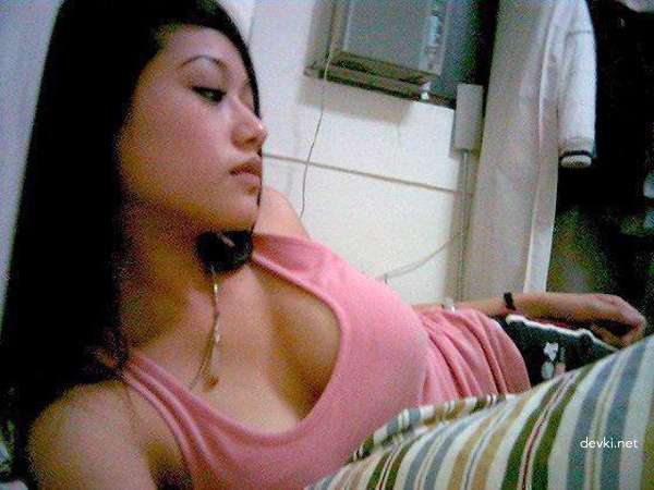 Hot Asian Babes Nude Photos: Explicit Amateur Porn Collection
