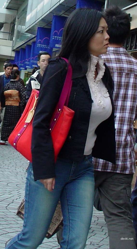 Hot Asian Babes Nude Photos: Explicit Amateur Porn Collection