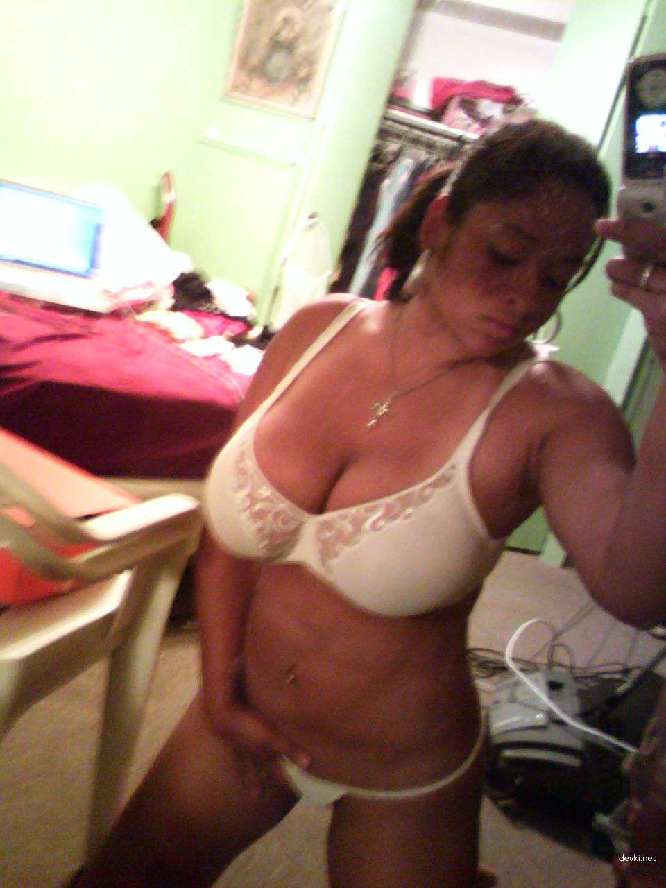 Hot Latina Babes Naked and Explicit in Amateur Porn Pics