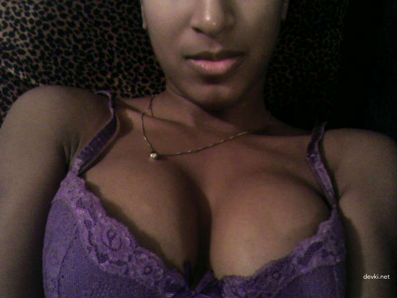 Explicit Nude Photos of African American Amateurs - Uncensored Black Women Exposed