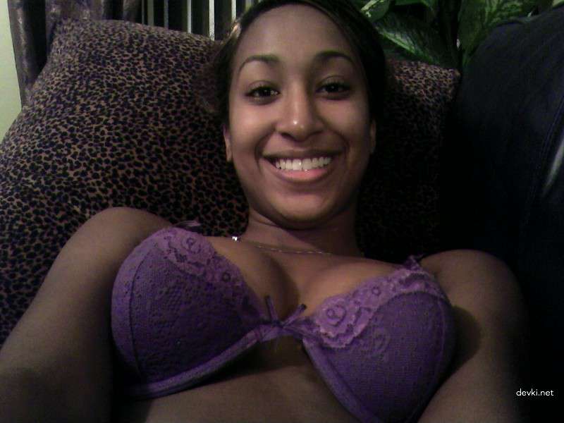 Explicit Nude Photos of African American Amateurs - Uncensored Black Women Exposed