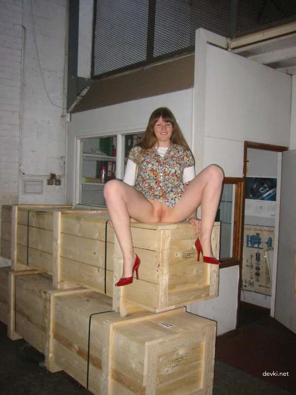 Raw Amateur Woman's Home Sex - Explicit XXX Homemade Porn Photo