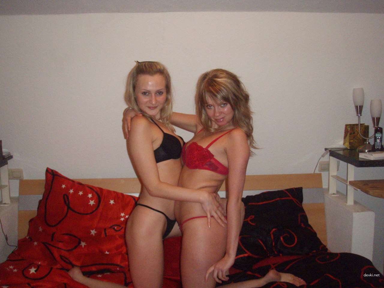 Hot Amateur Erotic Photos of Various Babes - Private and Uncensored!