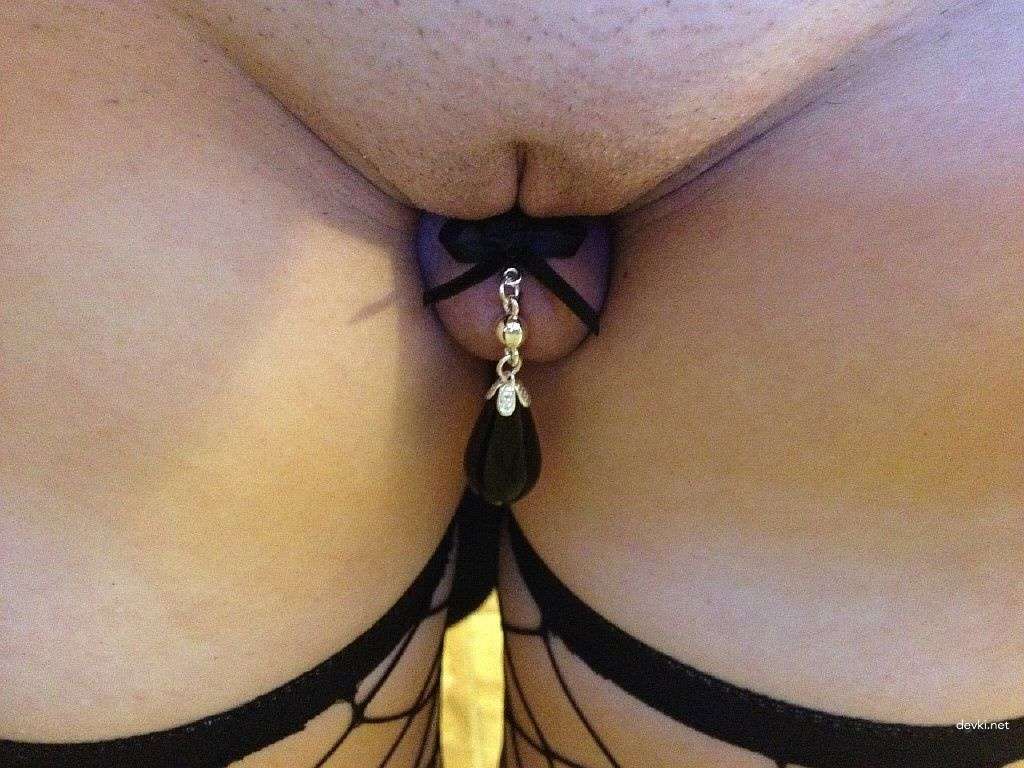 Hot Young Girlfriend's Homemade Porn Pics - Explicit Amateur Photos