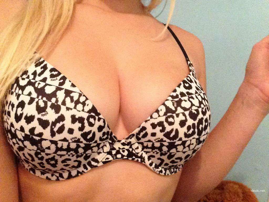 Private Erotic and Tattooed Cuties in Hardcore Amateur Porn Photos