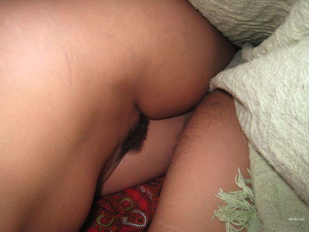 Voluptuous Amateur Babe's Spicy XXX Photos