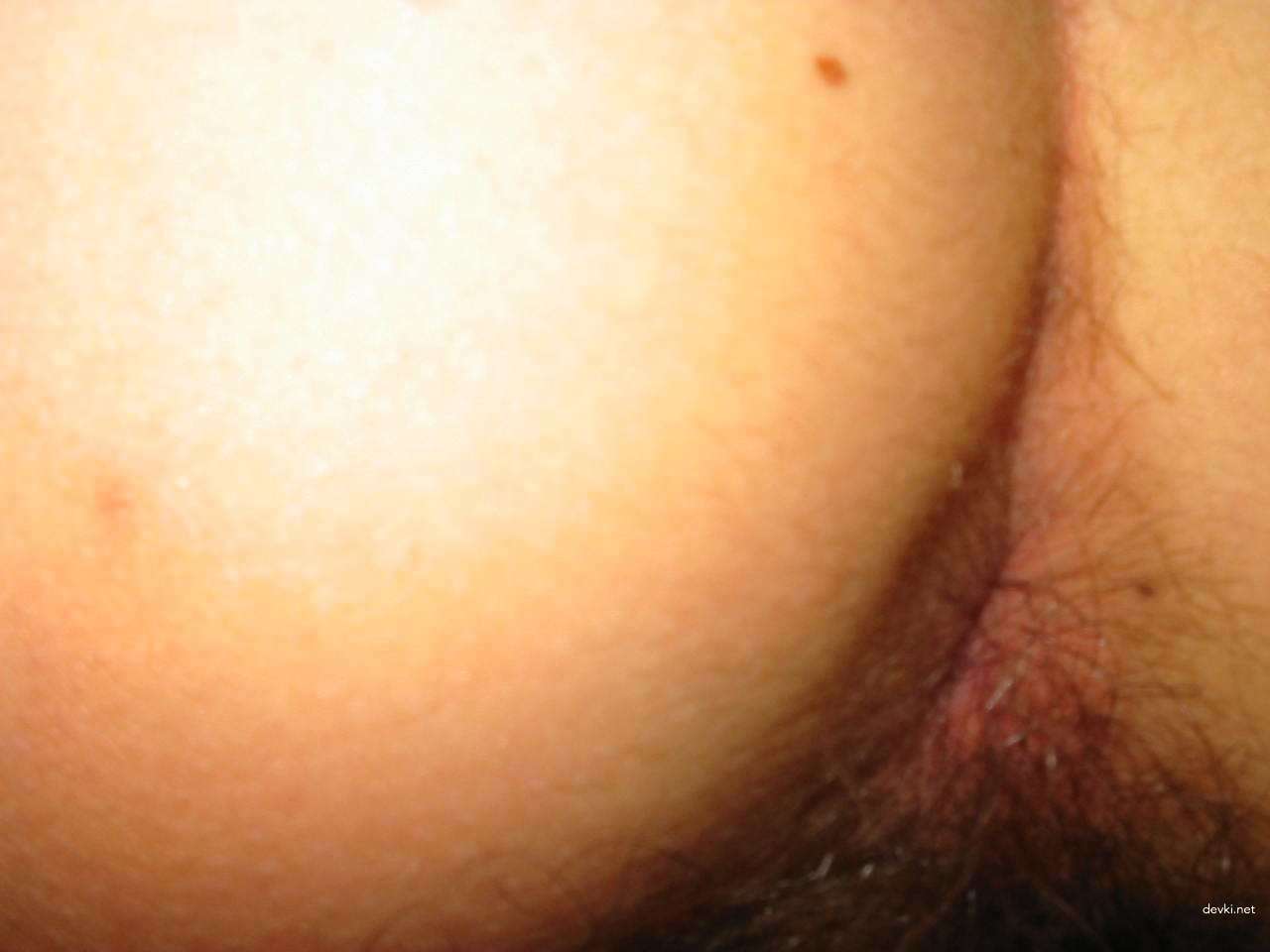 Skinny girl's amateur sex tape: Explicit homemade porn photo shoot