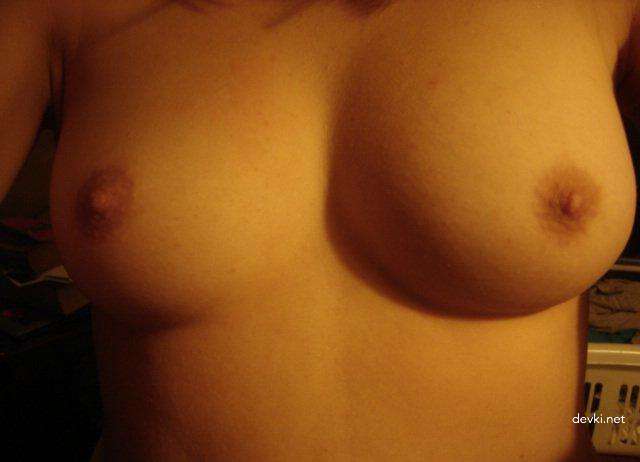 Naked Blonde Covered in Cum: Amateur Porn Photo Explosion