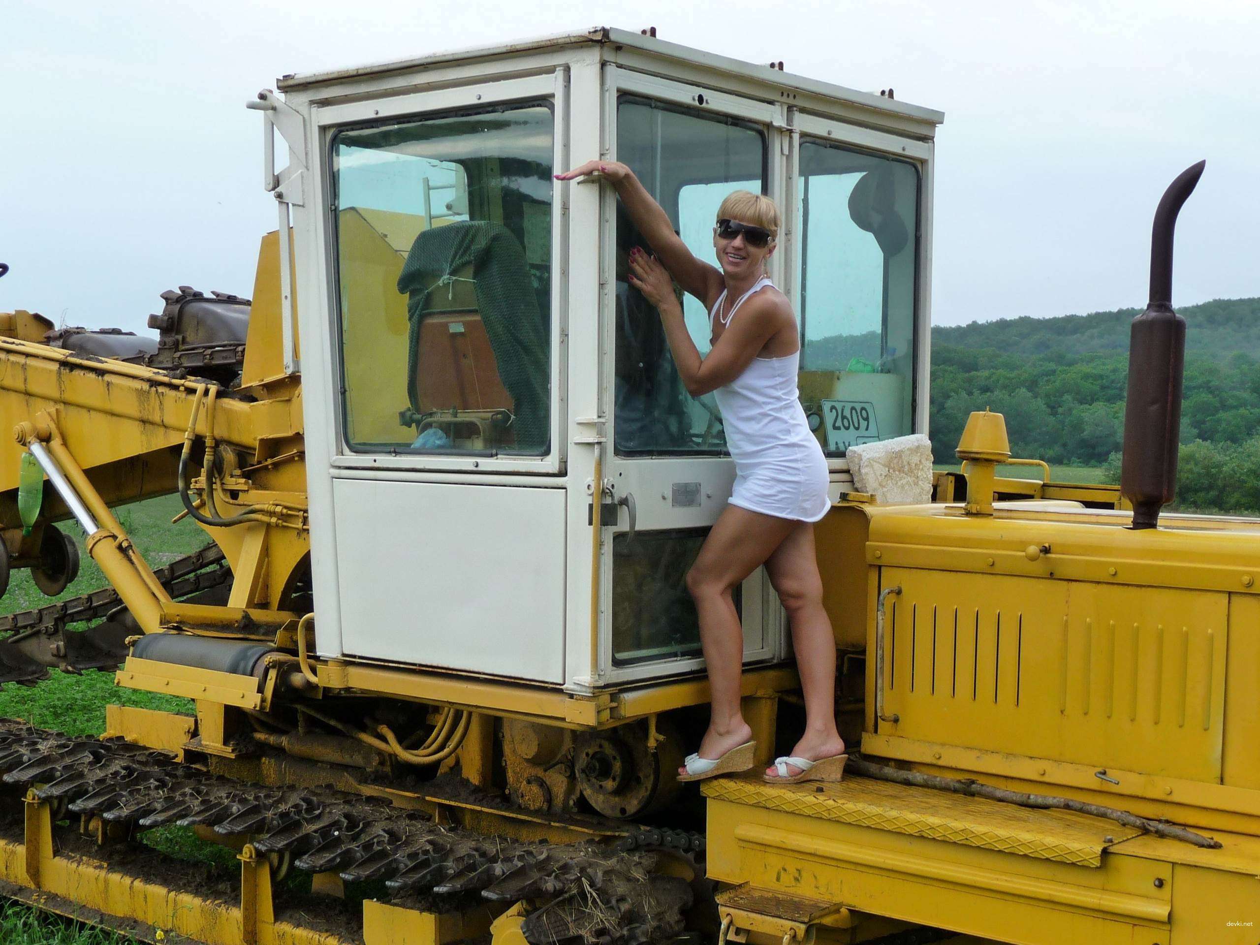 Amateur Swinger Wife's Explicit Porn Pics