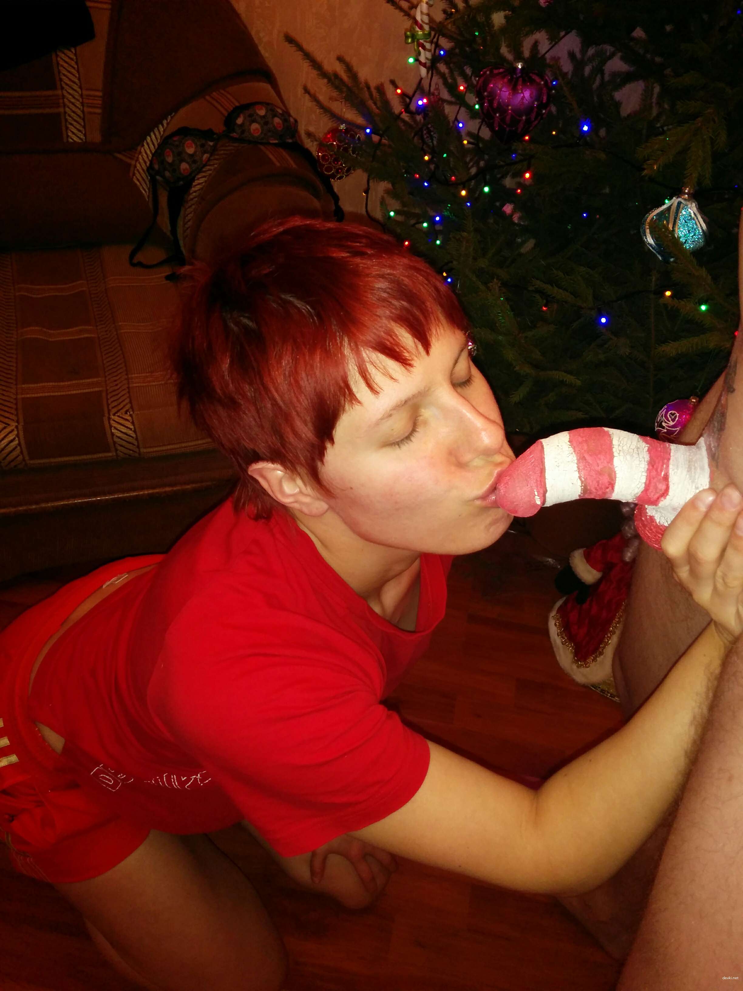 Fiery Redhead Blowjob Queen Amateur Porn Photo - Explicit and Raw!