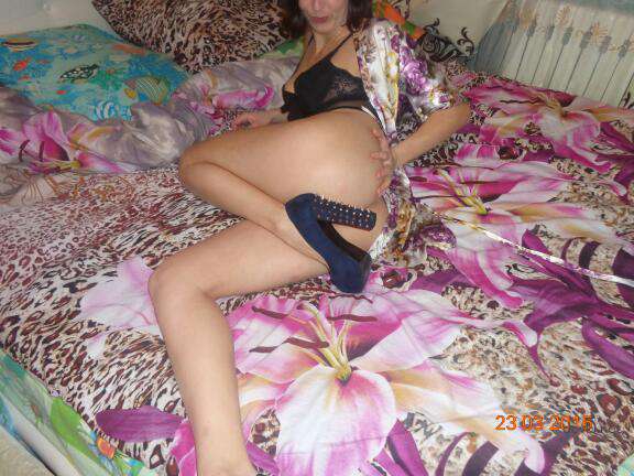 Nurse Blowjob Amateur Porn Photo - Explicit Oral Sex Scene