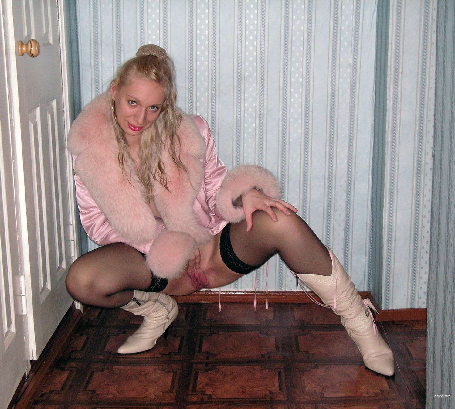 Thick Slut Exposing Pussy - Explicit Amateur Porn Pic