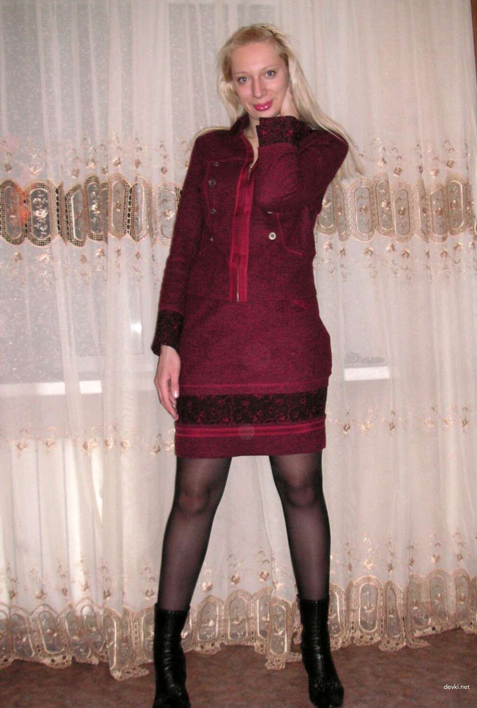 Thick Slut Exposing Pussy - Explicit Amateur Porn Pic