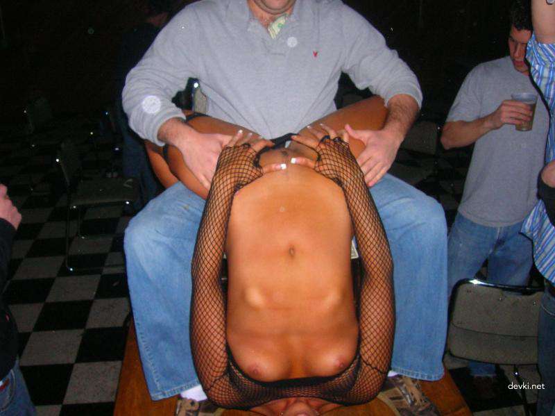 Wild Amateur Porn Party: Hardcore XXX Photos!