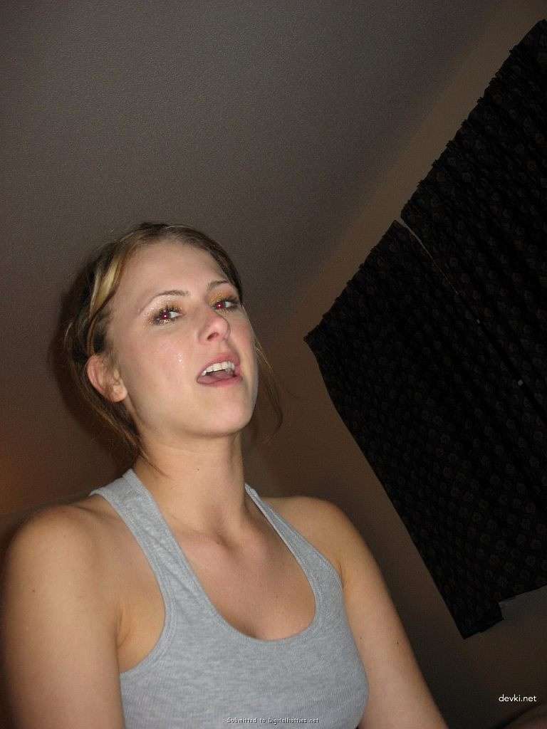 Amateur Girlfriend Blowjob - Explicit Cock Sucking Photo