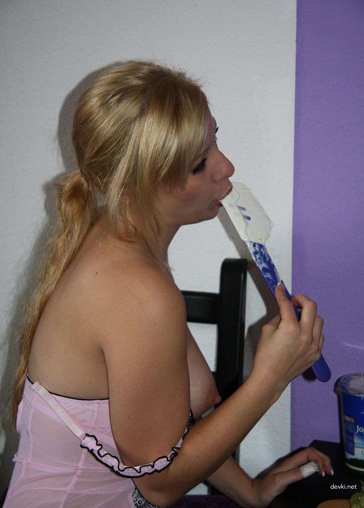 Naked Woman Masturbating with Vibrator: Explicit Amateur Porn Photo