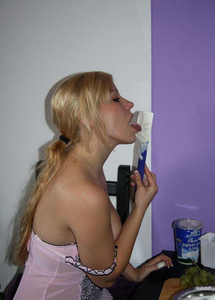 Naked Woman Masturbating with Vibrator: Explicit Amateur Porn Photo