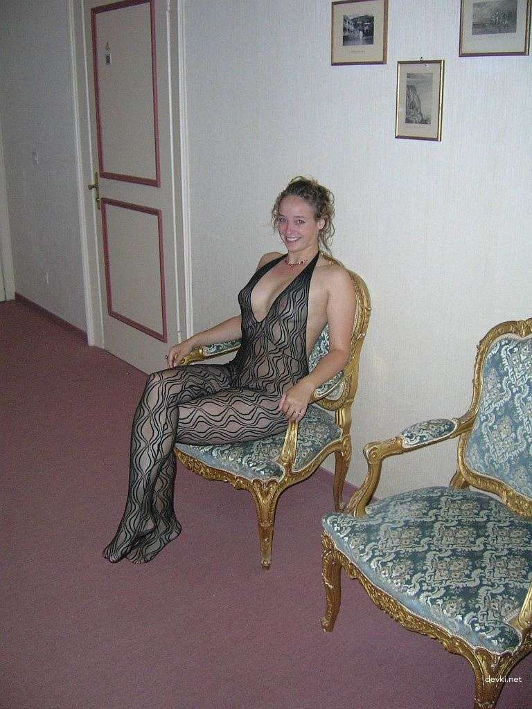 Explicit Amateur Porn Photos: Intimate Woman's XXX Pics