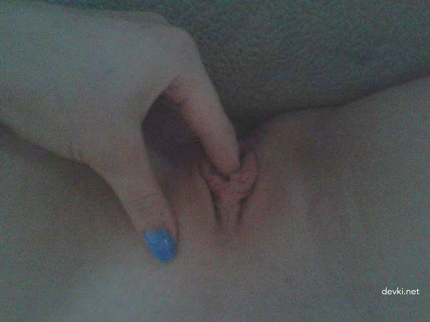 Hot Girls Amateur Porn Pics: Explicit Intimate Photos